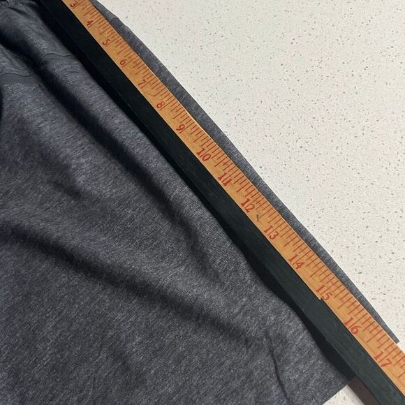 Lululemon Run Casual Athletic Shorts Sz. M - Picture 7 of 8